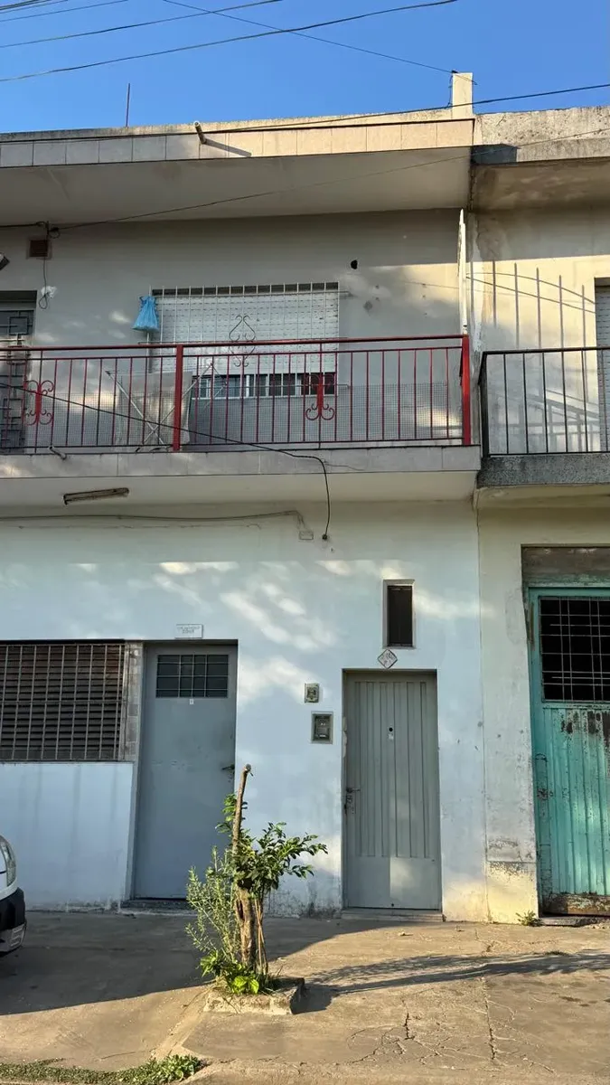 Apartamento de dois quartos em Ituzangó Norte