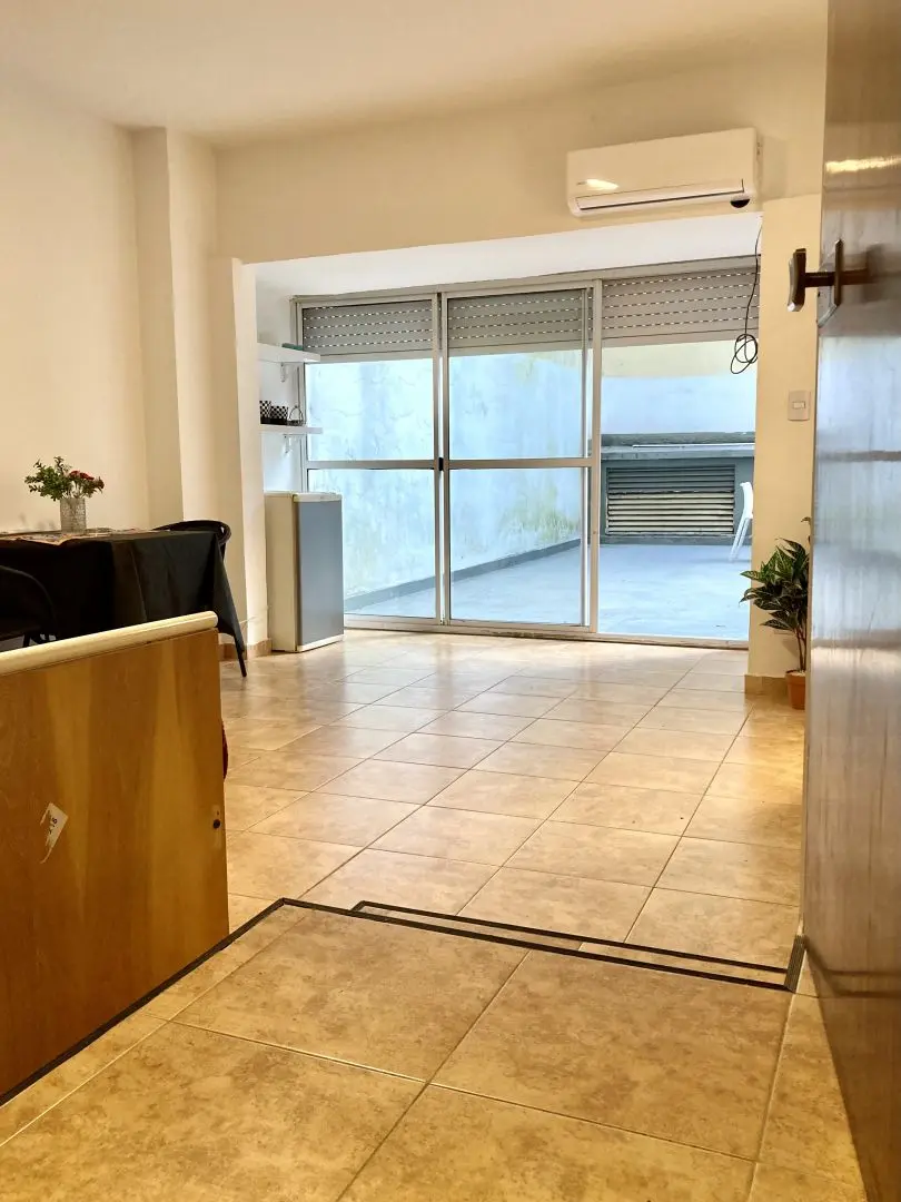 Furnished studio with patio in Recoleta