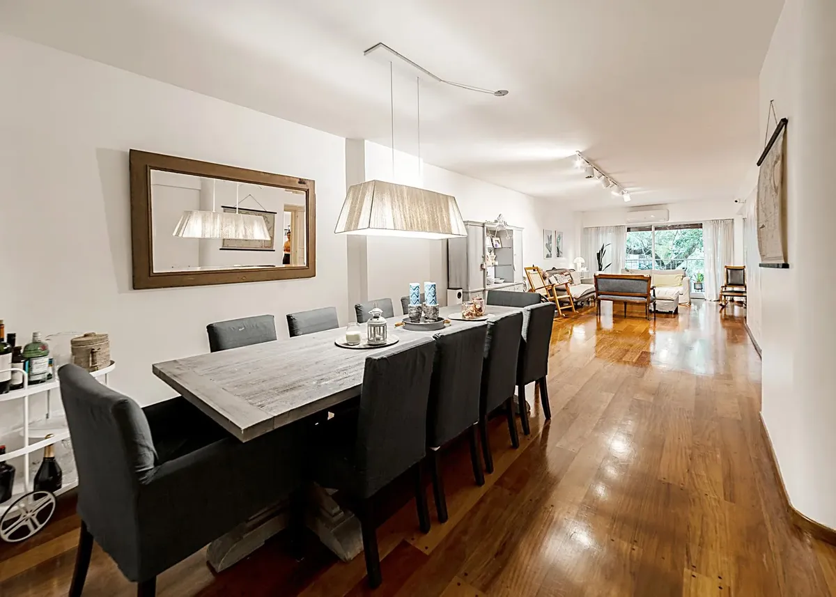 Apartamento de quatro quartos em Recoleta