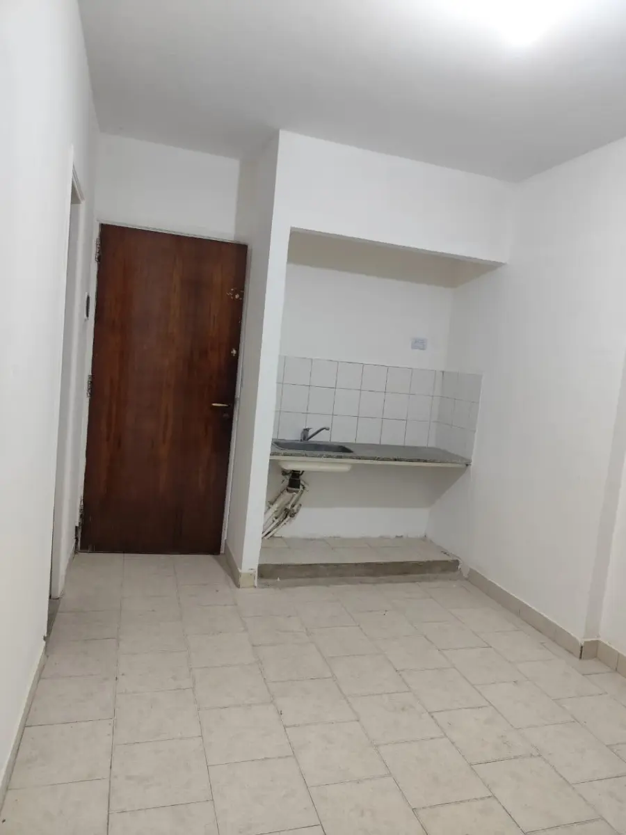 Kitnet em Balvanera para uso comercial