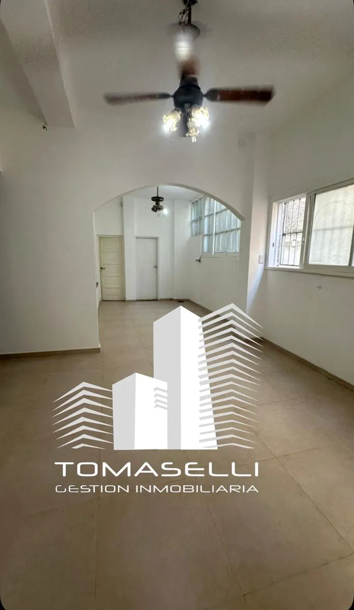 PH de 3 ambientes con 2 habitaciones en Villa Madero