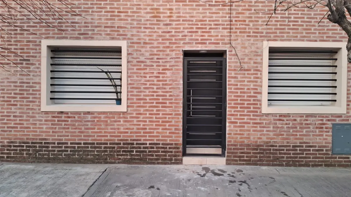 PH de 3 ambientes al frente en Parque Chacabuco