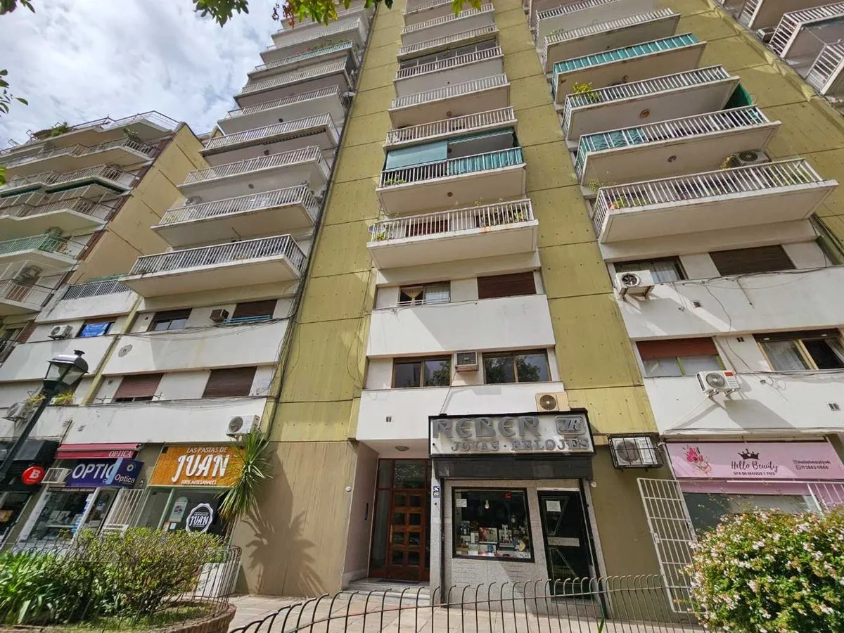 Monoambiente de 1 ambiente en Belgrano, al frente