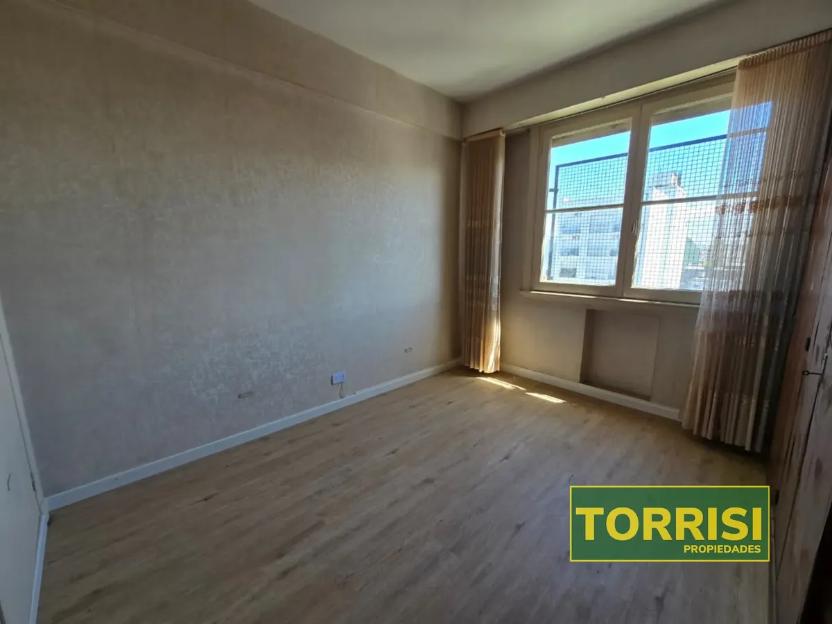 Departamento de 2 ambientes de 38 m² en Parque Patricios