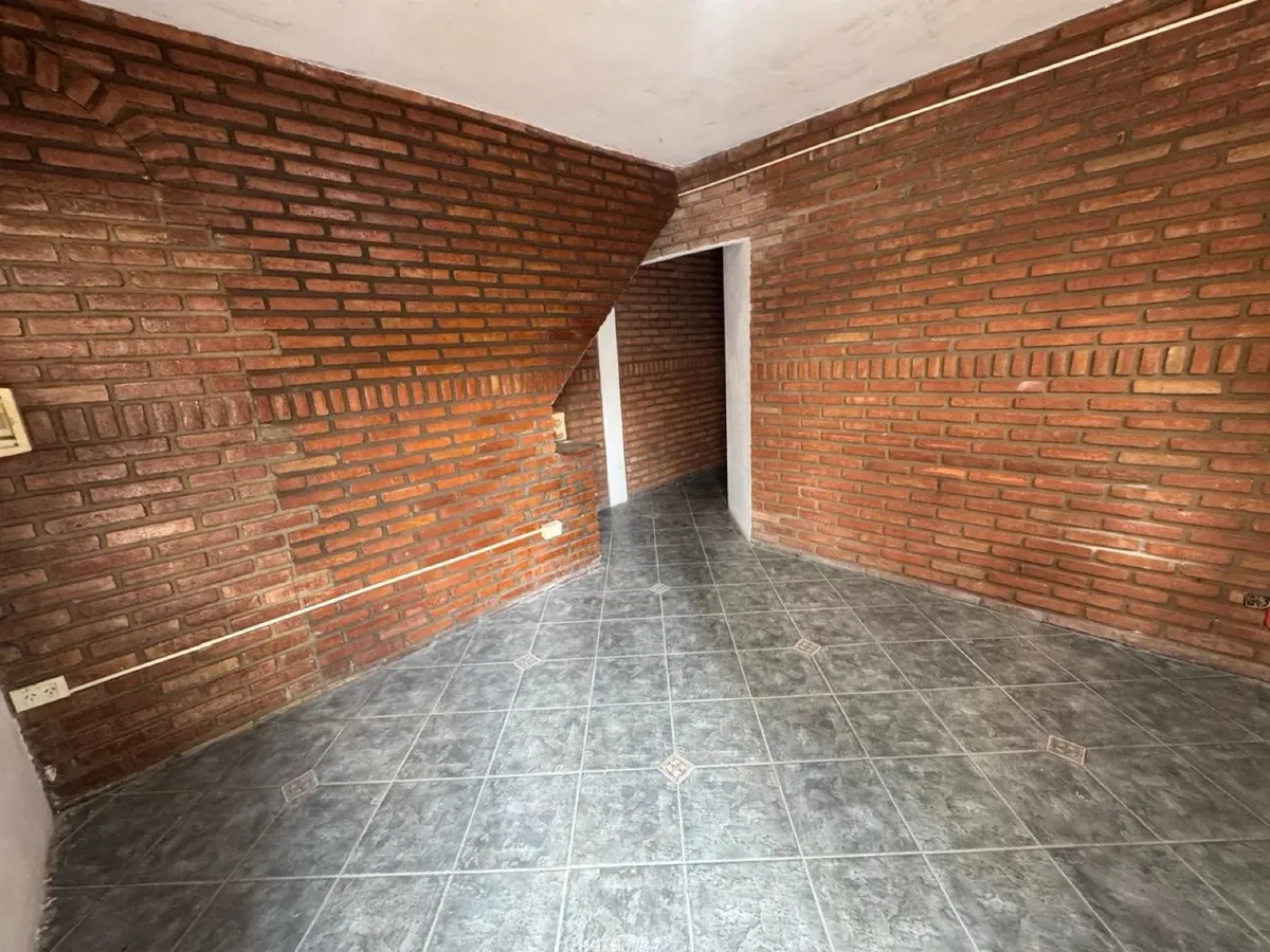 Departamento 3 Ambientes En Alquiler En Moreno Centro Para Uso Profesional O Vivienda
