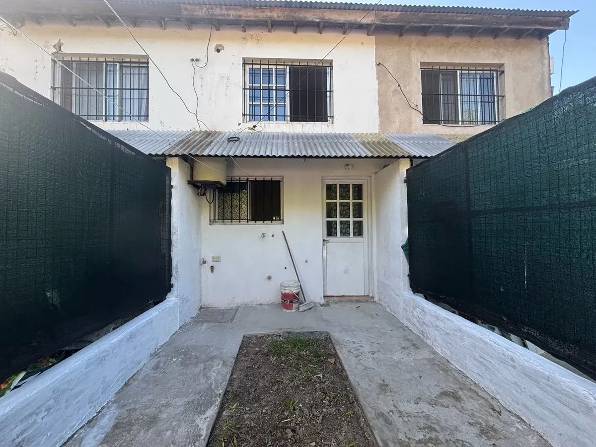 Two-storey studio apartment in El Talar, Tigre