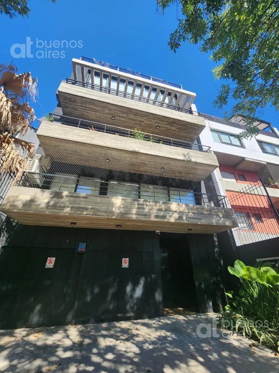 Apartamento de dois ambientes com varanda em Saavedra