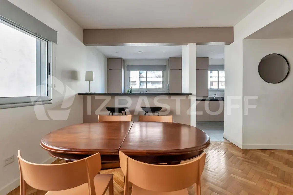 Apartamento de 3 ambientes com 2 dormitórios e vaga em Belgrano