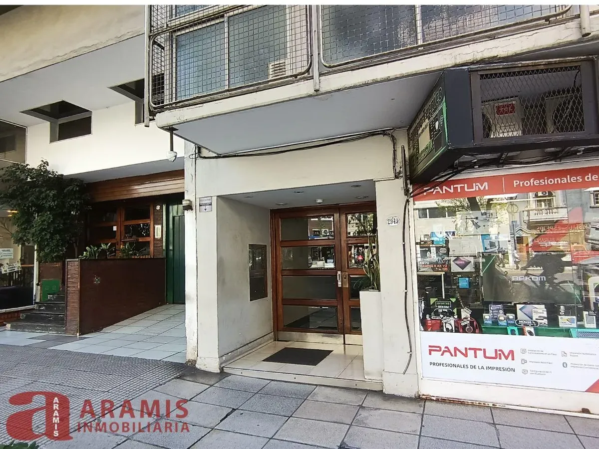 Kitnet em Palermo com condomínio baixo na Av. Las Heras