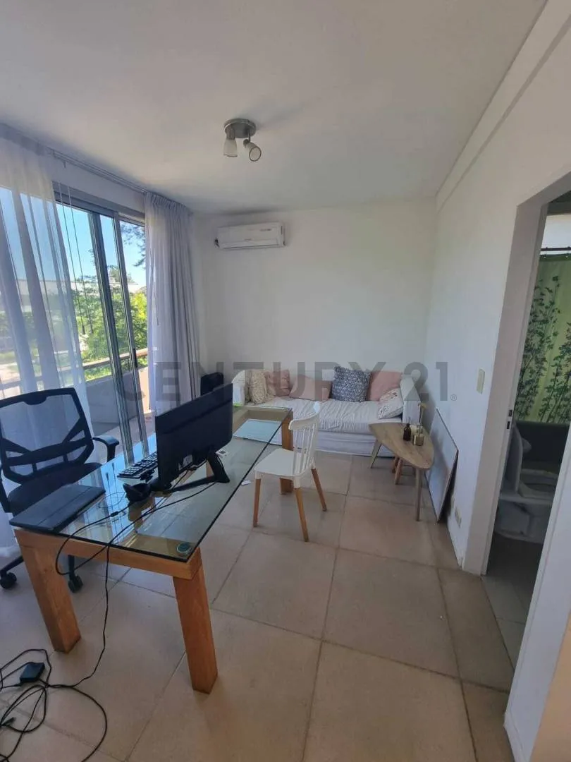 Four-bedroom house for temporary rental in El Encuentro, Tigre