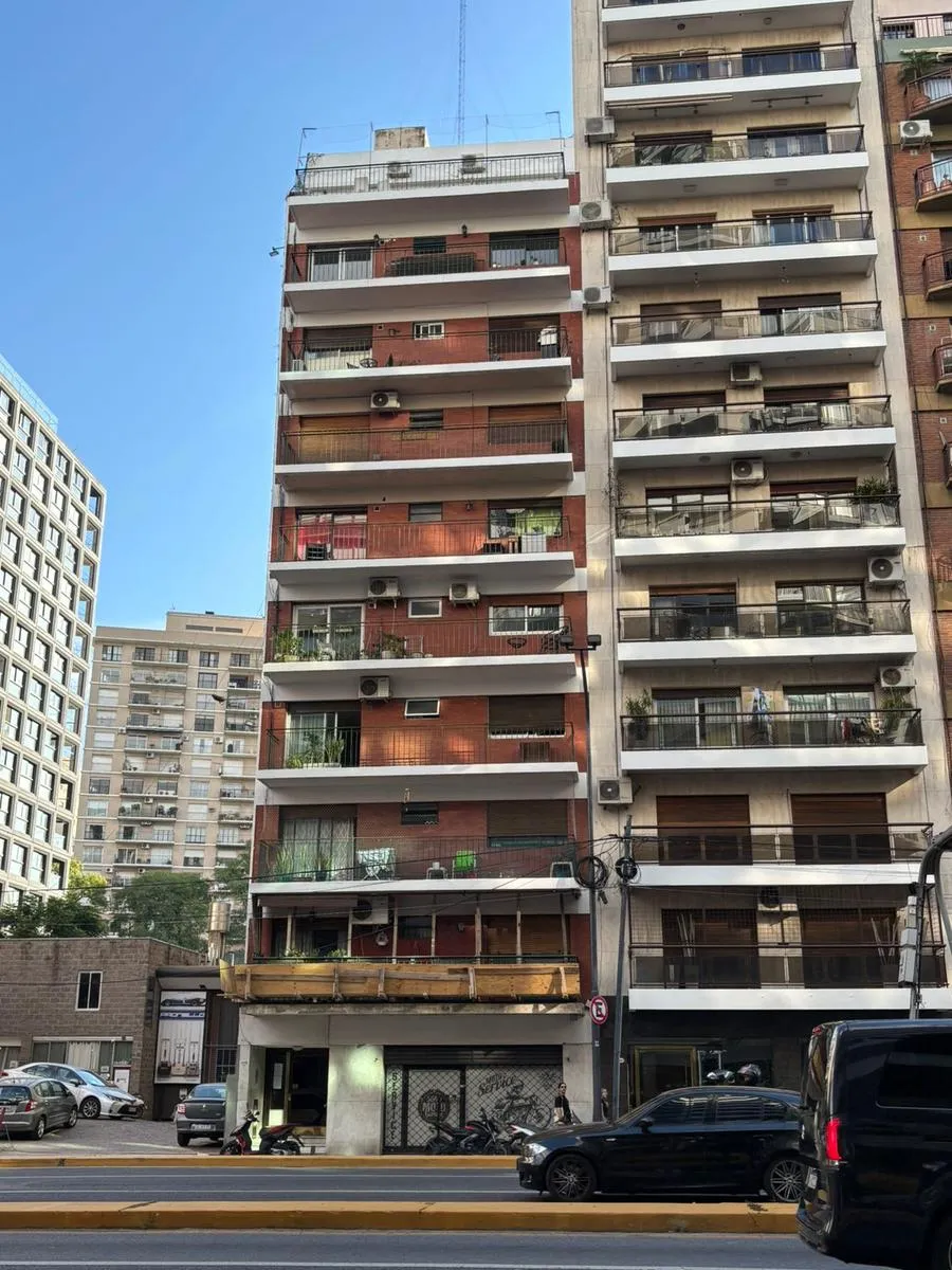 Apartamento de três ambientes mobiliado em Belgrano