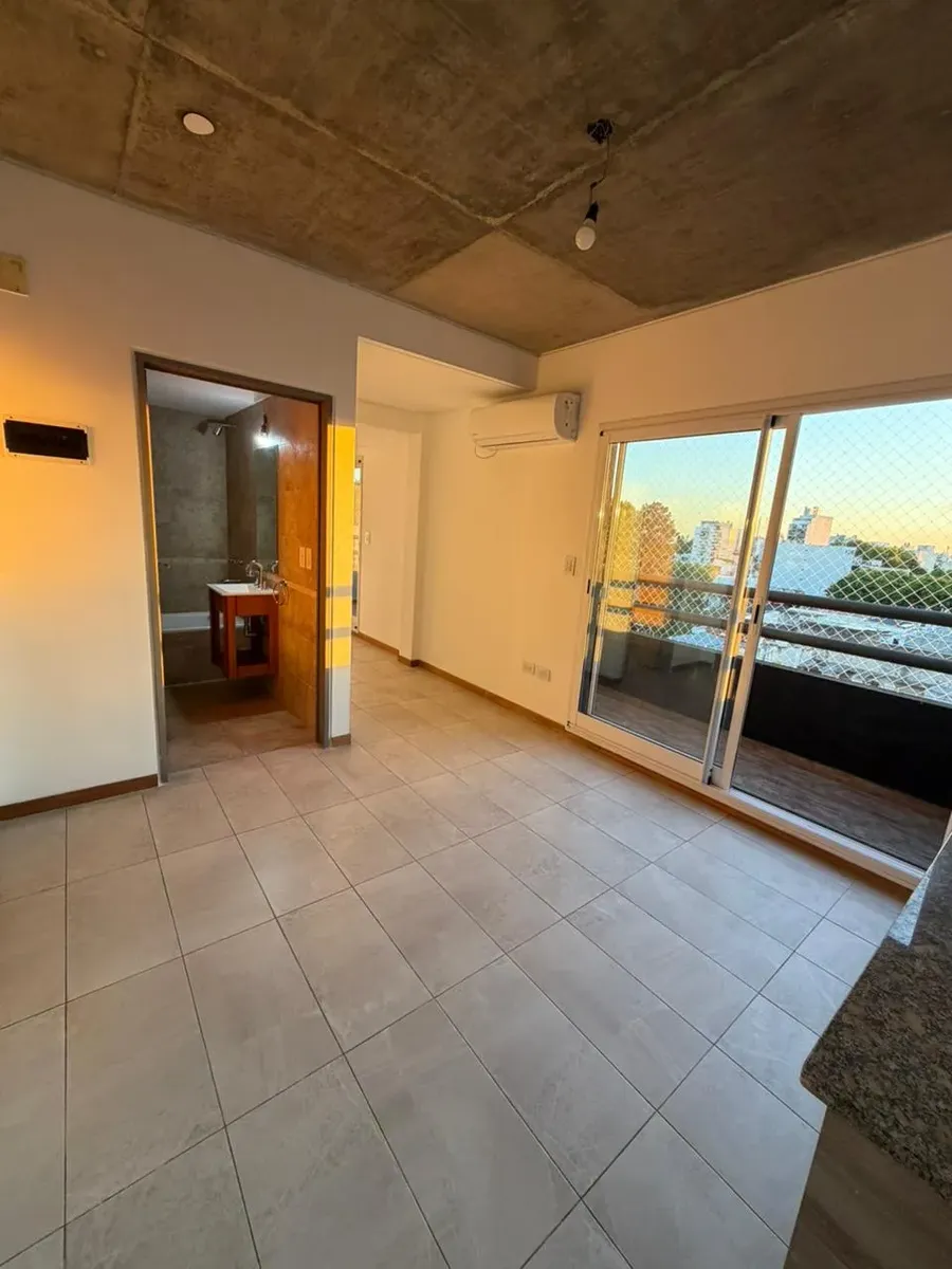 Квартира с 1 спальней в Monte Castro