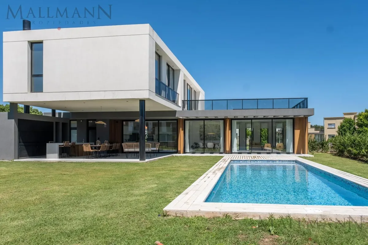 Дом с 4 спальнями, бассейном и садом в Pilará, La Diligencia