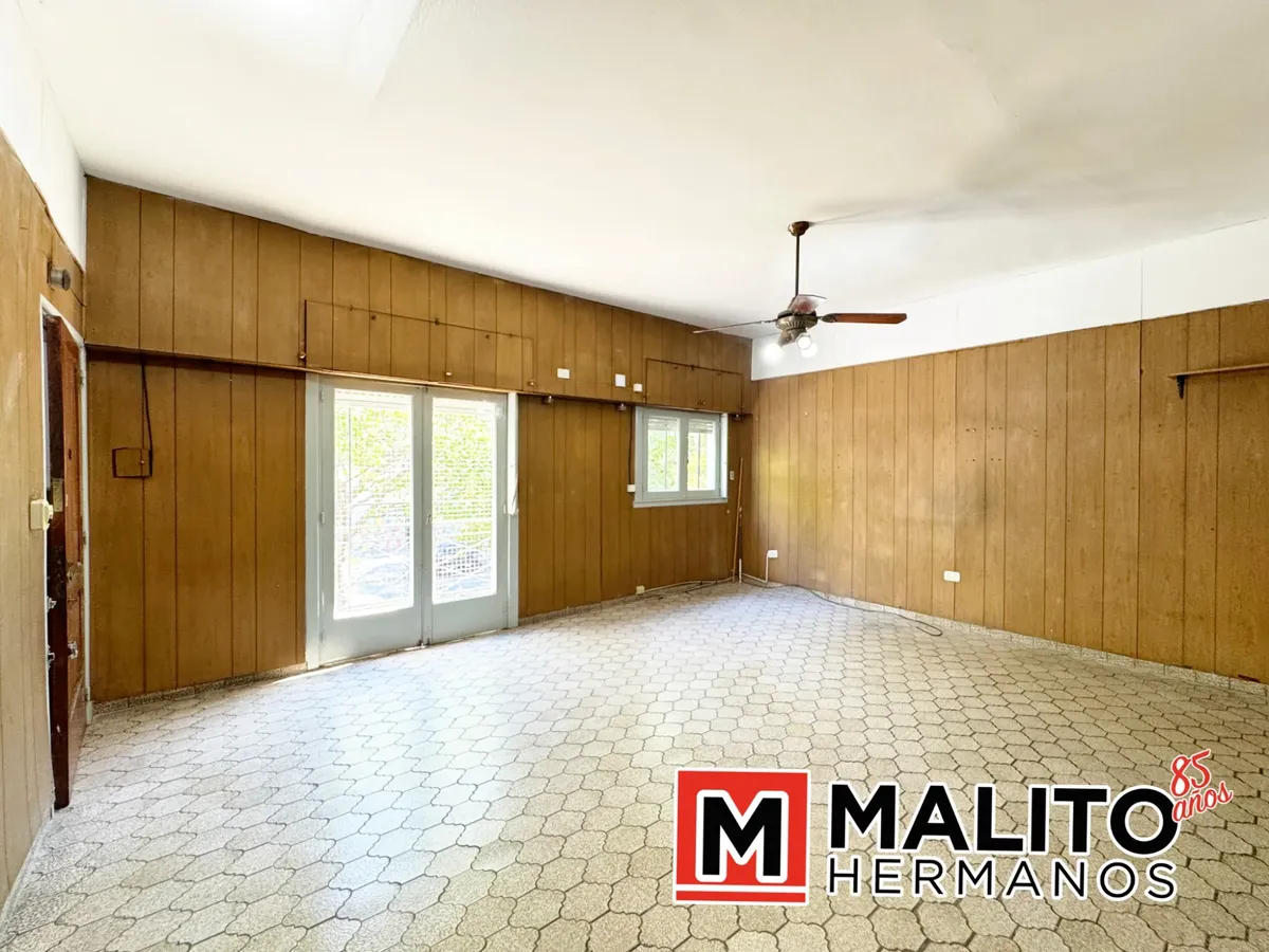 Аренда PH с 2 спальнями в Mataderos с балконом и террасой