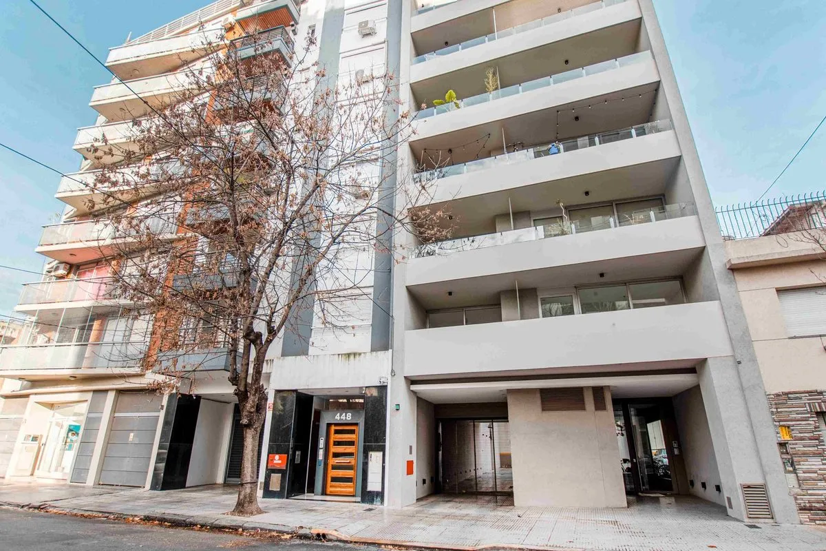 Apartamento de dois ambientes mobiliado com vaga de garagem em Caballito