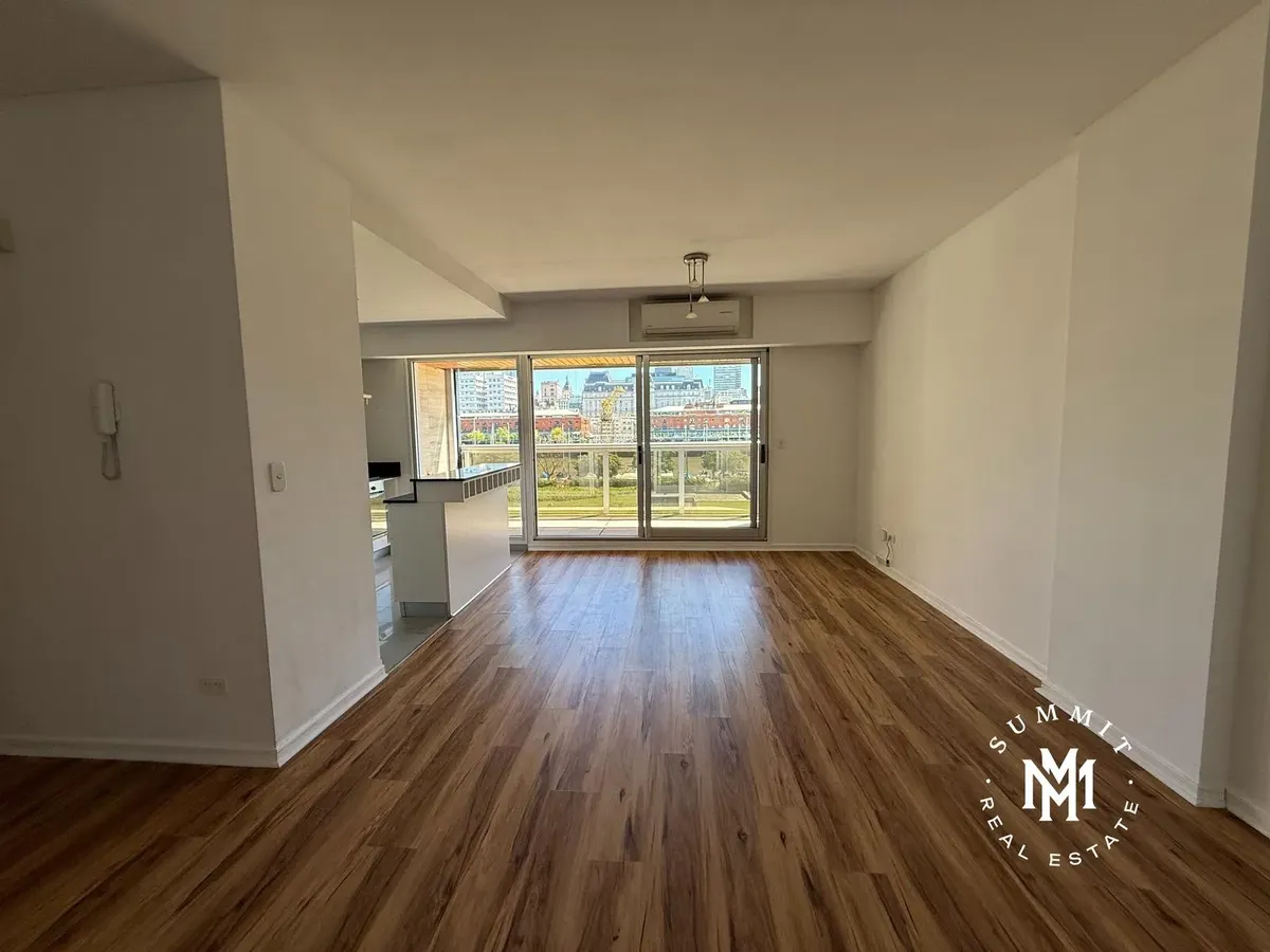 Apartamento de dois ambientes com vaga de garagem em Puerto Madero