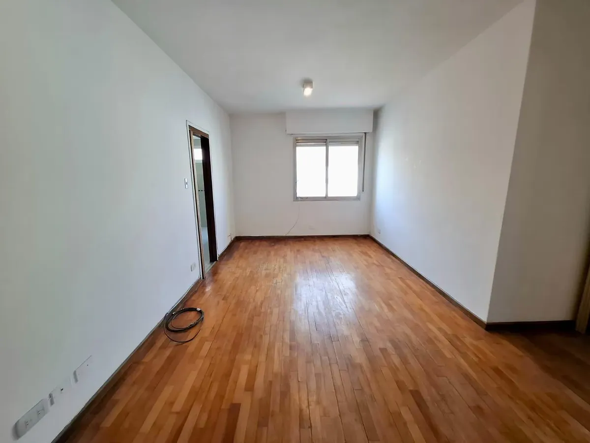 Apartamento de quatro ambientes com 3 dormitórios em Belgrano