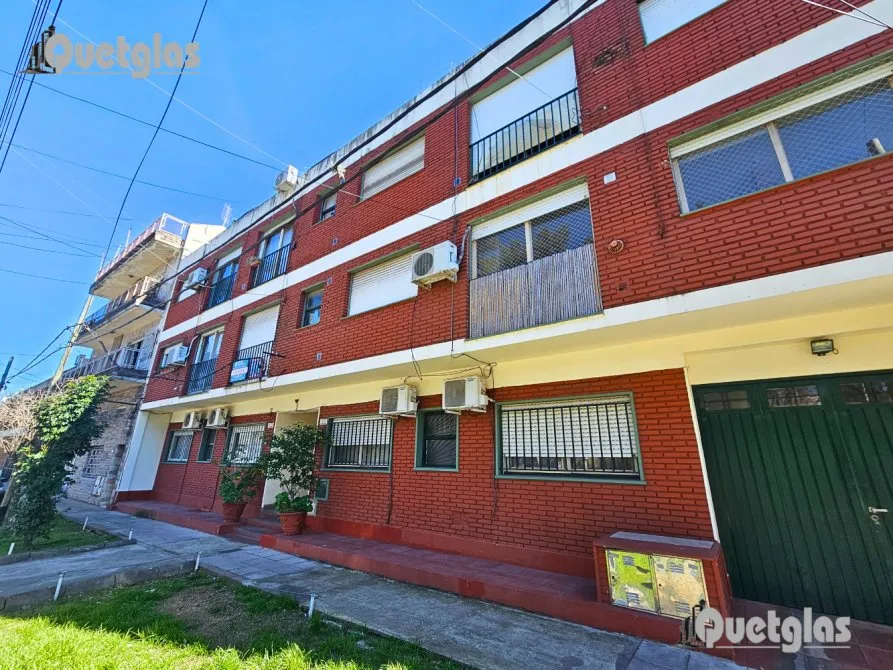 Квартира с 1 спальней в Avellaneda