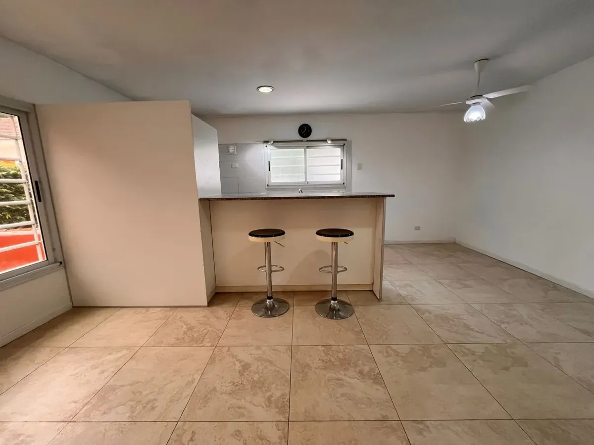 Departamento de 2 ambientes con 1 dormitorio en Lomas de Zamora