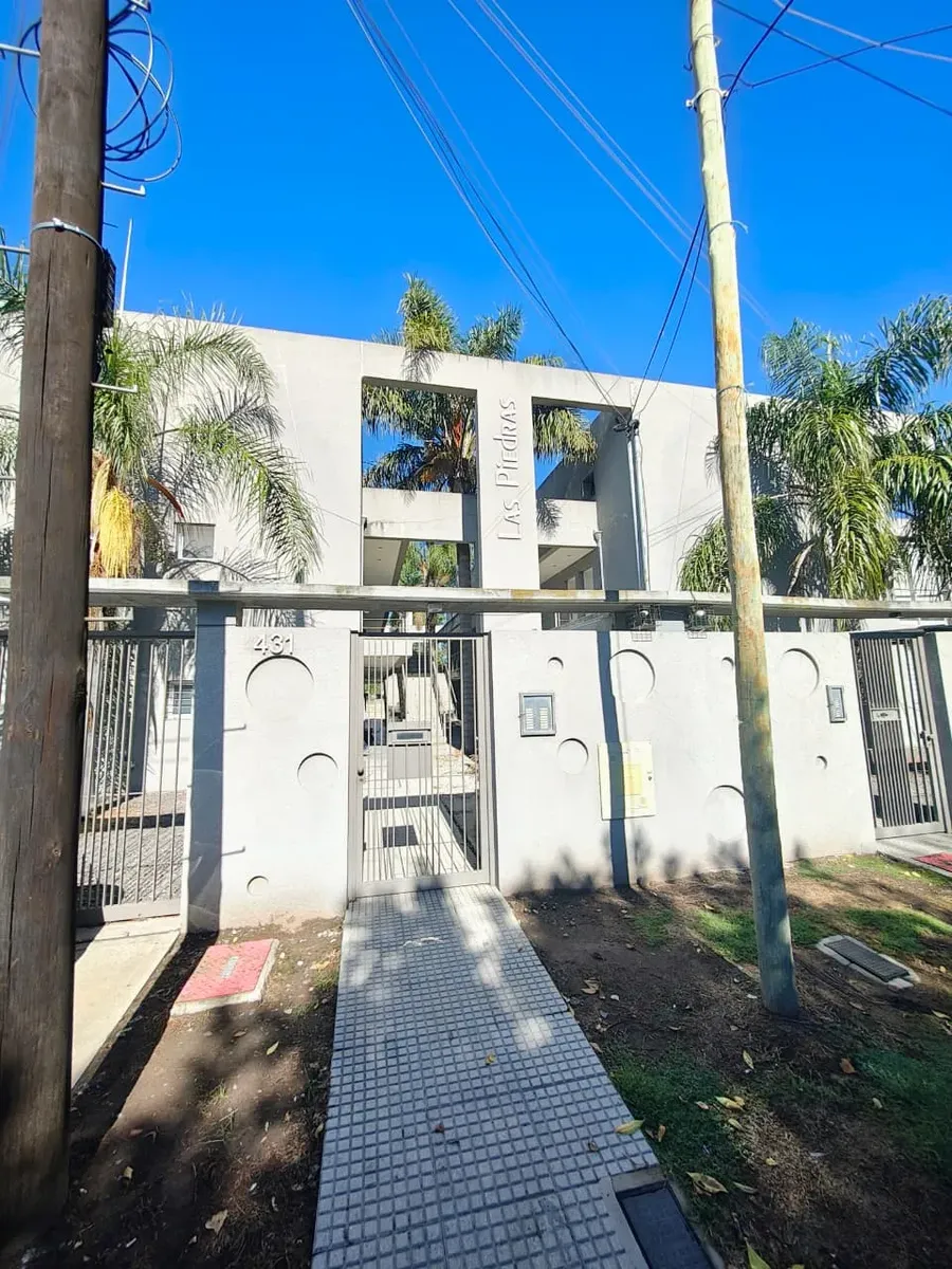 Kitnet de 35 m² com varanda em Pilar
