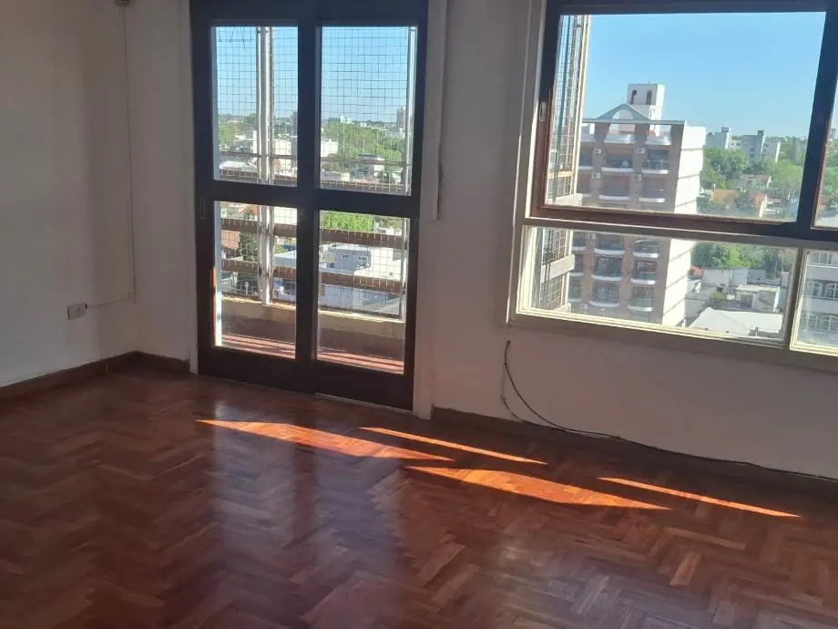 Departamento de 2 ambientes en alquiler en Quilmes Centro