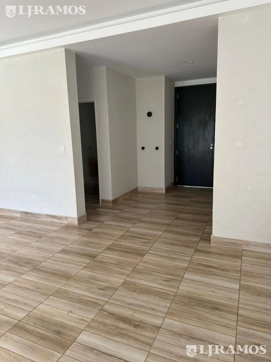 Casa En Venta Y Alquiler Anual Sin Muebles En Barrio Canton Norte Pg