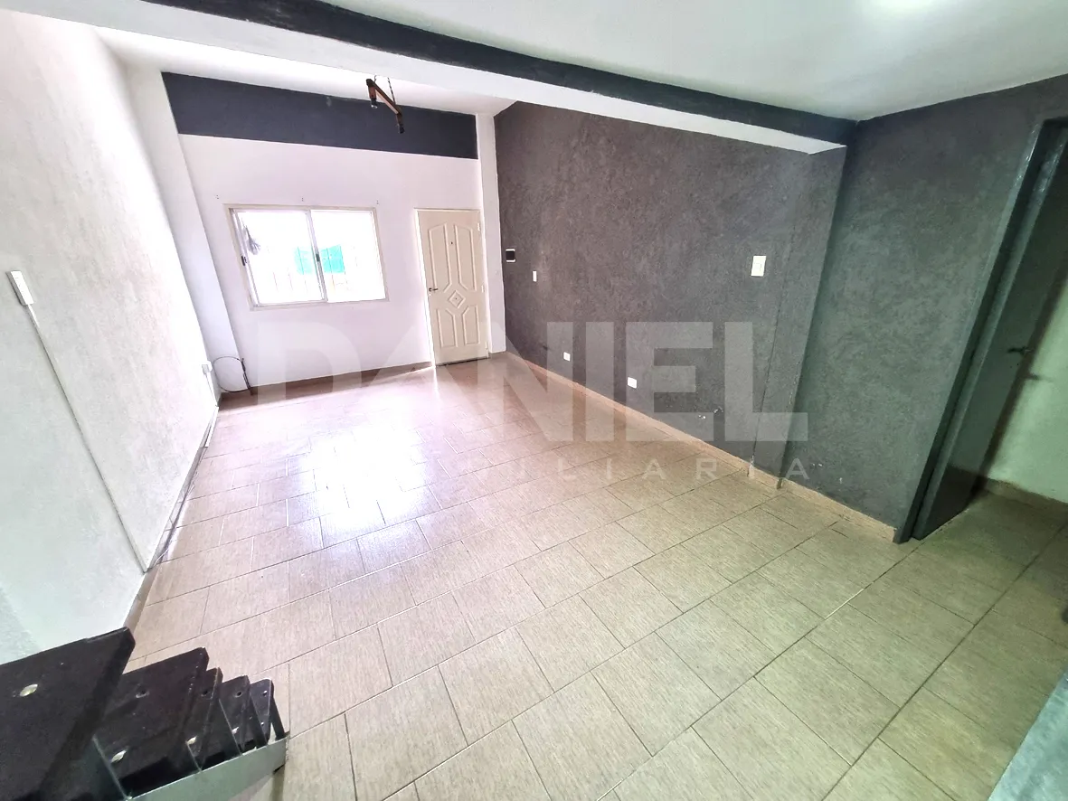 Apartamento de 2 ambientes em Ituzaingó Norte