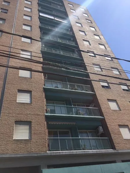 Alquiler Departamento 2 Ambientes Edificio Torrecentro Calle España - San Miguel