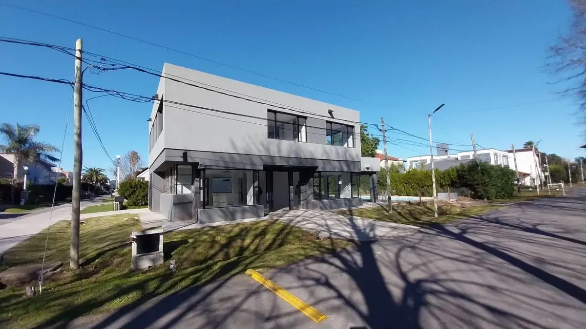 House for rent in Esteban Echeverría