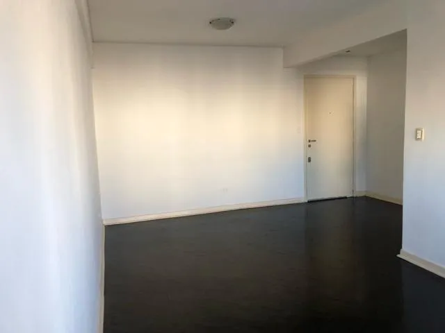 Квартира с 3 спальнями в Avellaneda