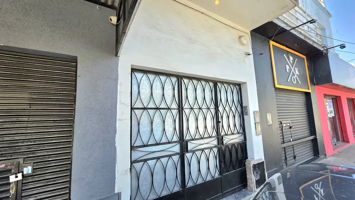 Three-room apartment with (assigned) parking in Llavallol