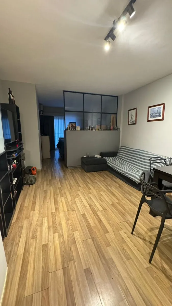 Kitnet com varanda e ar-condicionado em Retiro