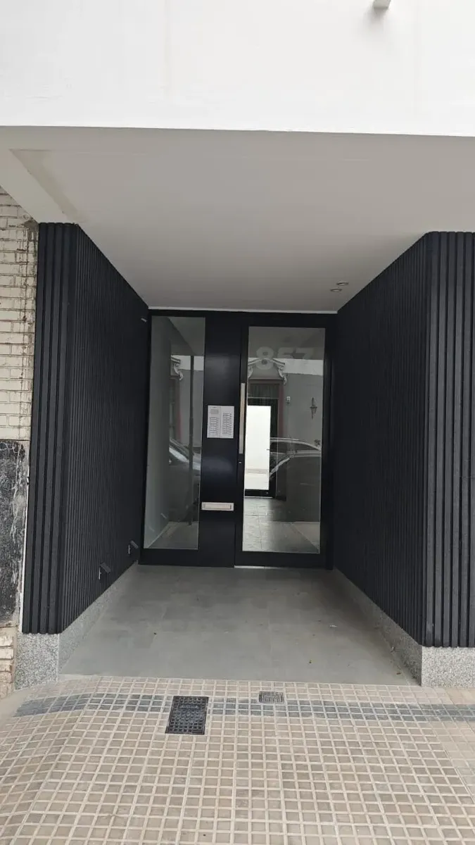 Kitnet novo (nunca habitado) em La Plata perto da Plaza Paso