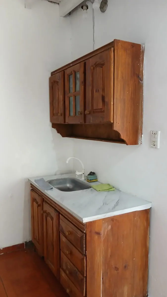 Kitnet com pátio em Ituzaingó