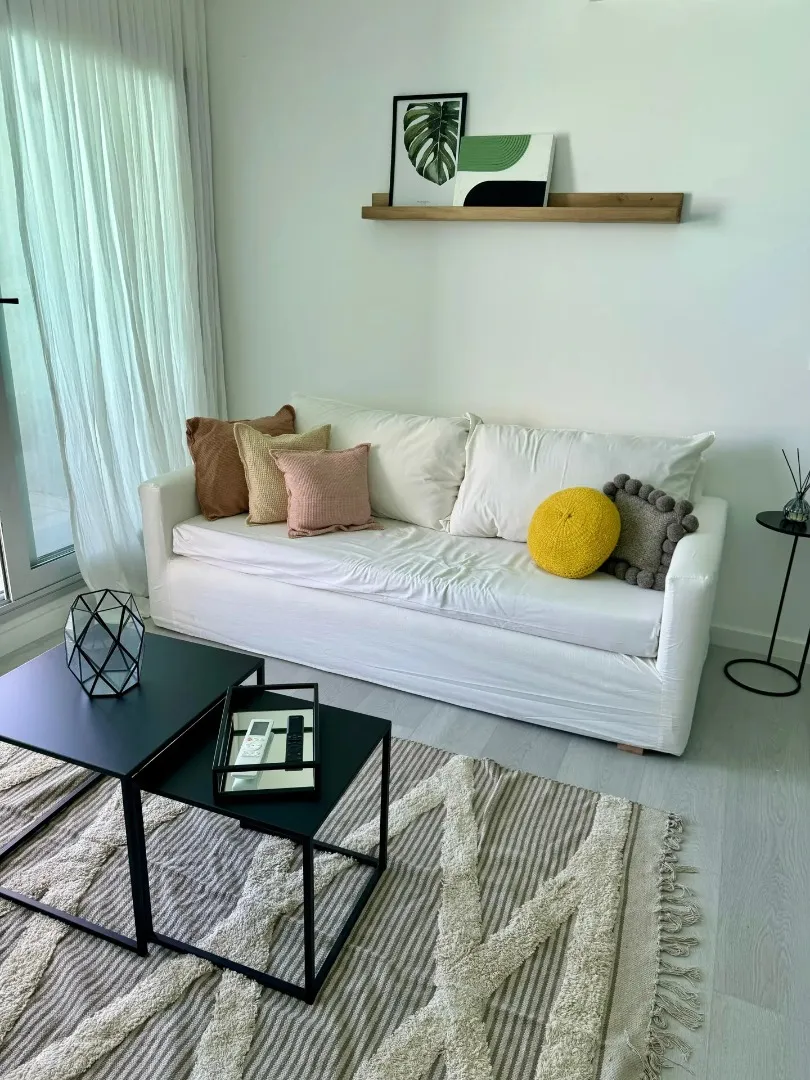 Apartamento mobiliado de 2 ambientes com vista para a lagoa em Tigre