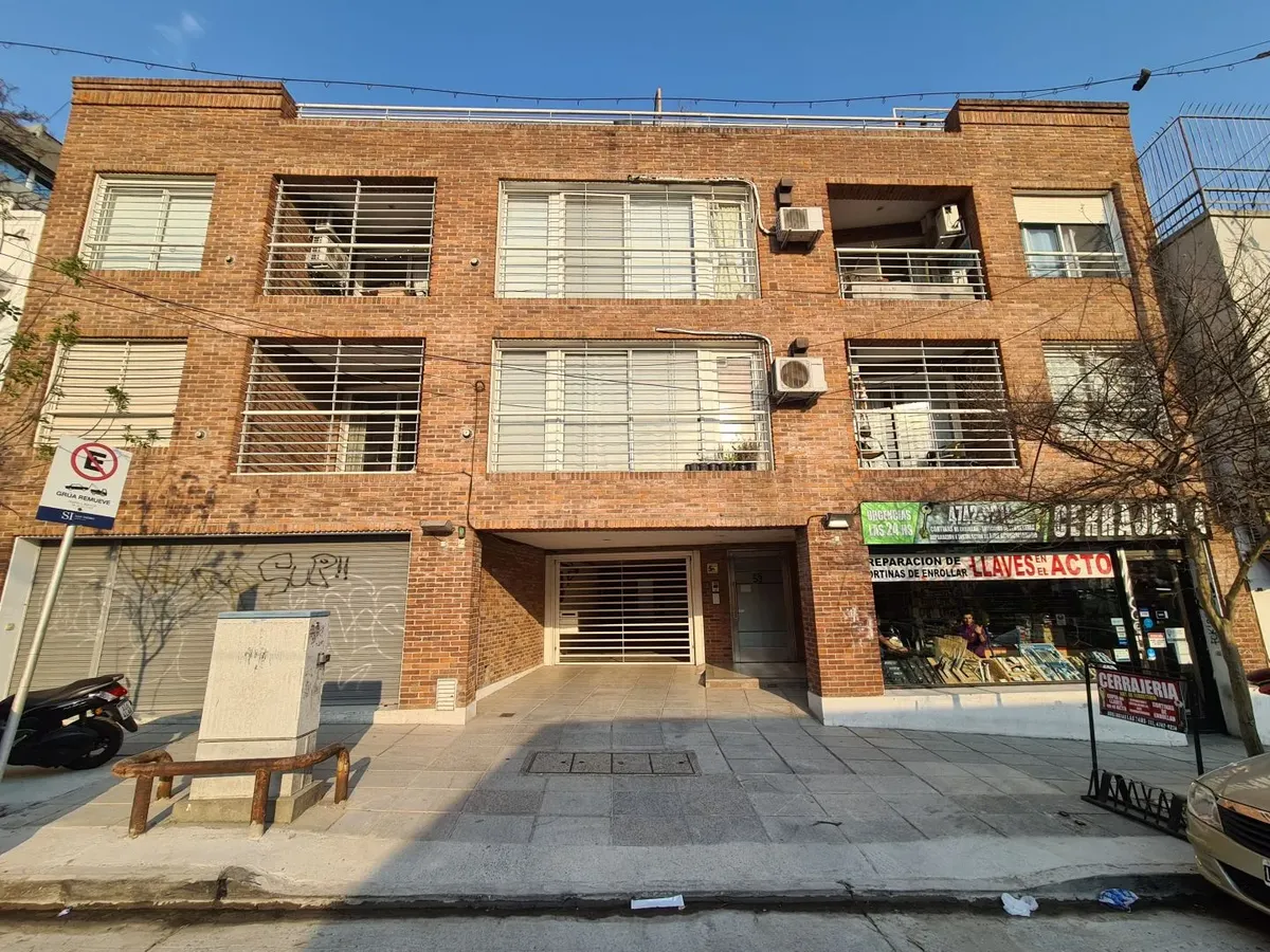 Departamento de 2 ambientes con cochera en San Isidro