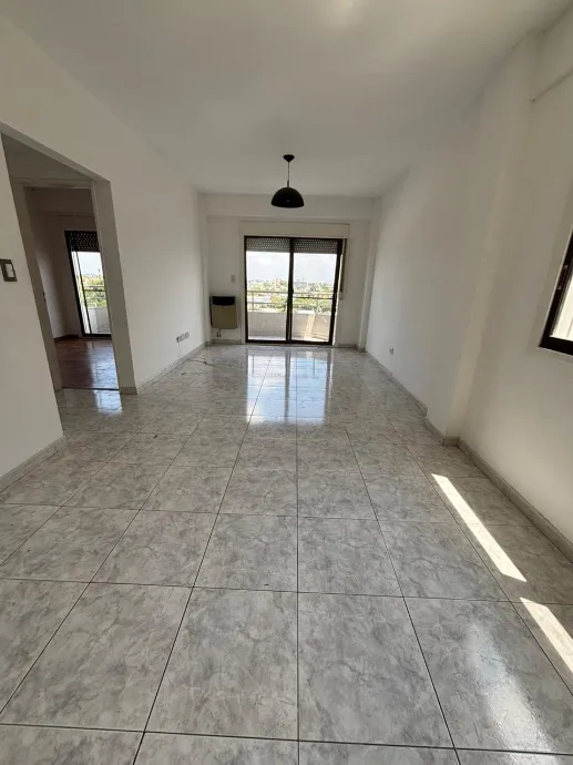 Two-room apartment with parking in Quilmes Centro