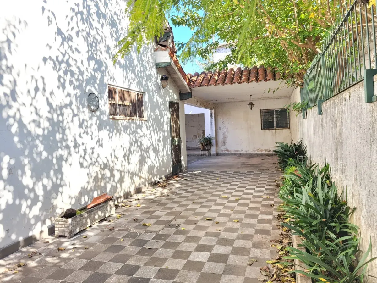 Casa En Alquiler ( Comercial )