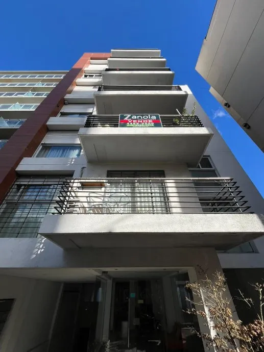 Apartamento de dois ambientes com 1 quarto no Centro de Morón