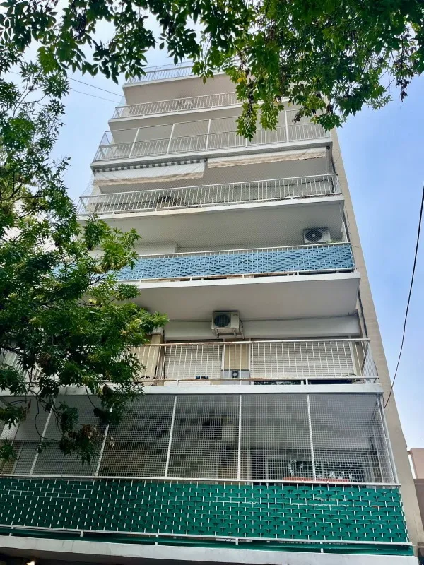 Two-bedroom apartment in Villa del Parque with balcony