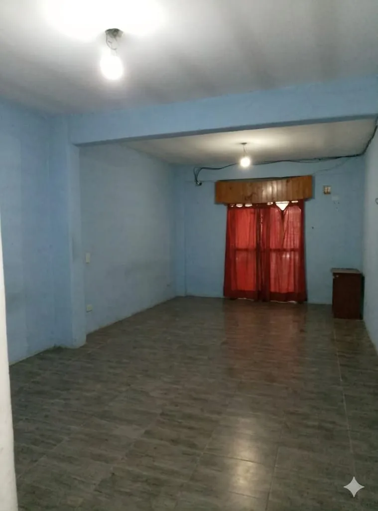 Casa En Alquiler Muy Amplia!
