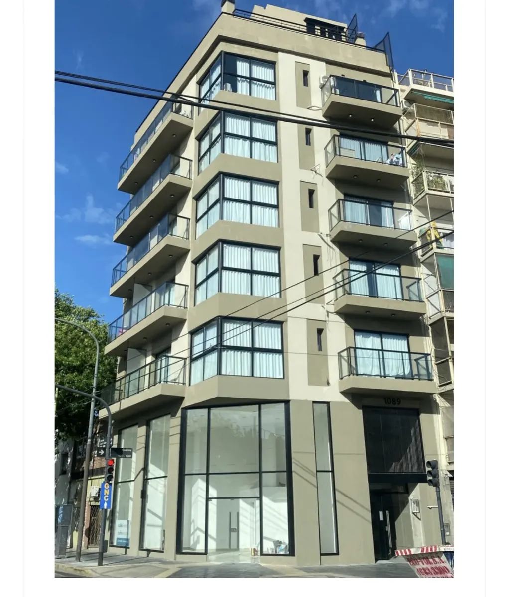 Departamento de 2 ambientes en esquina en Villa Santa Rita