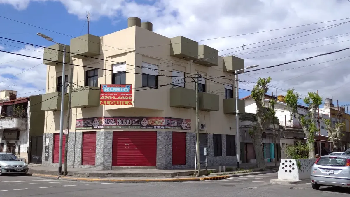 Квартира с 2 спальнями и 3 комнатами в Avellaneda