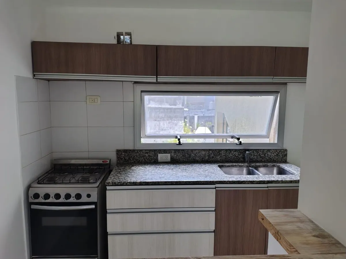 Three-room apartment in Vicente López with parking