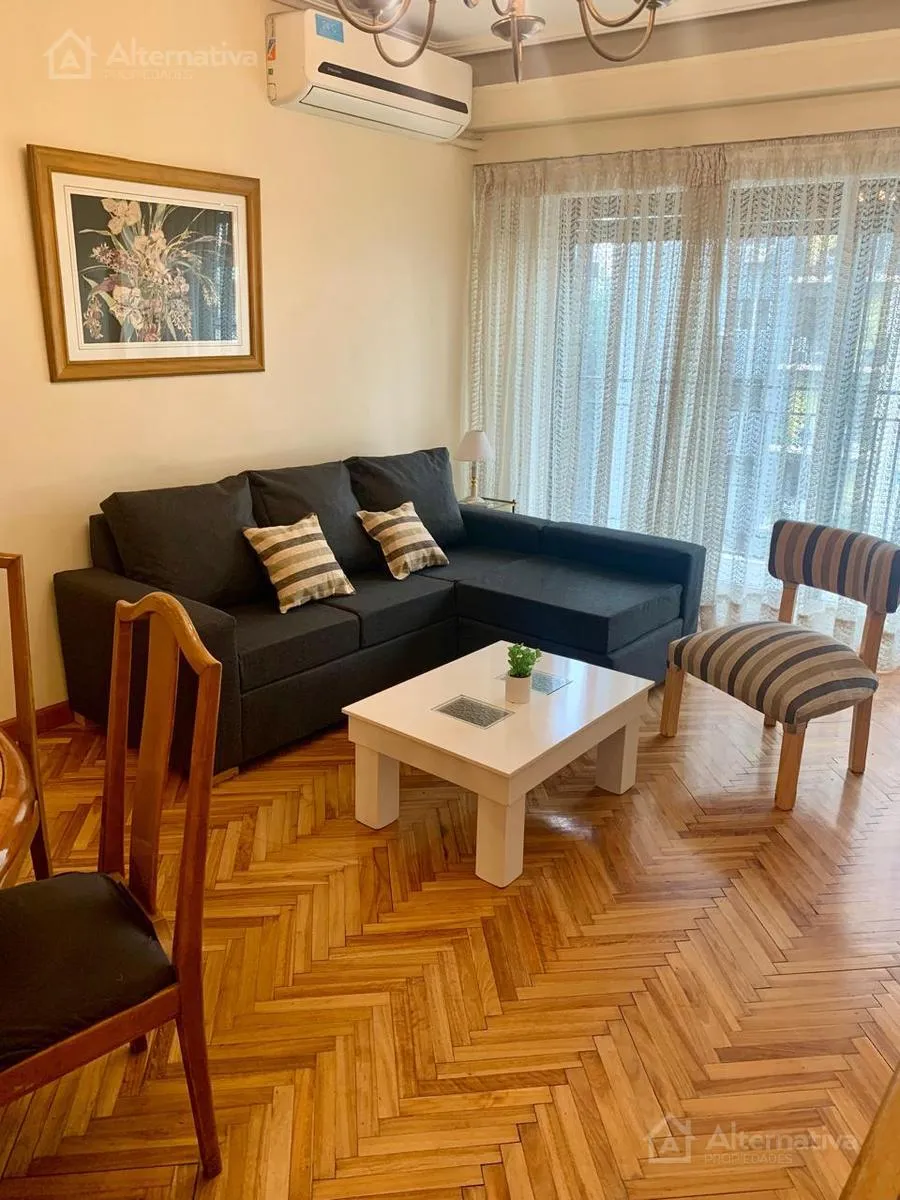 Apartamento de três quartos em Caballito