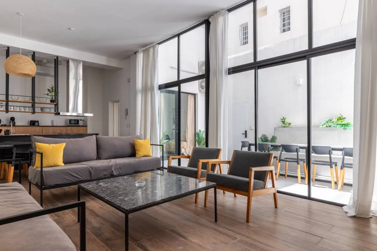 Four-bedroom PH in Palermo Hollywood