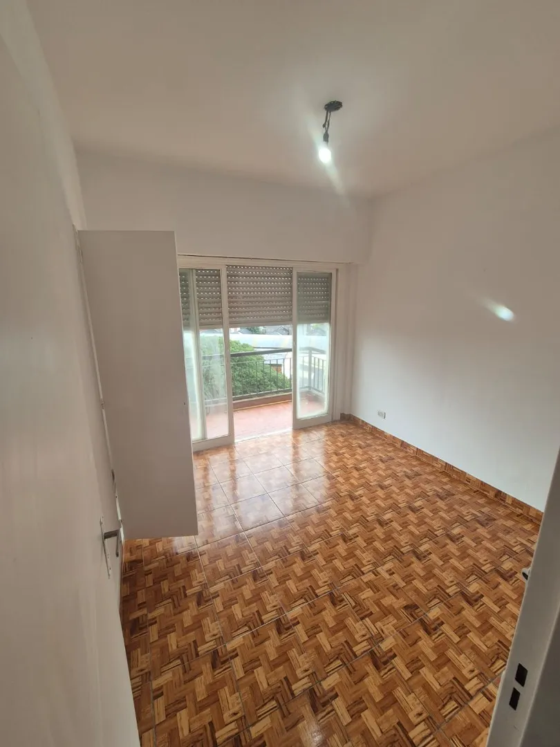 Three-room apartment in La Matanza