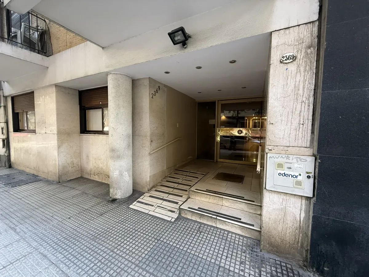 Studio apartment in Recoleta with 12-month lease