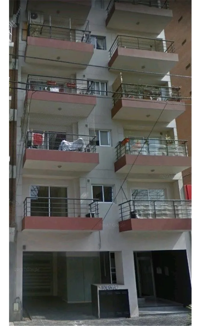 Two-room half-floor apartment in Villa Urquiza