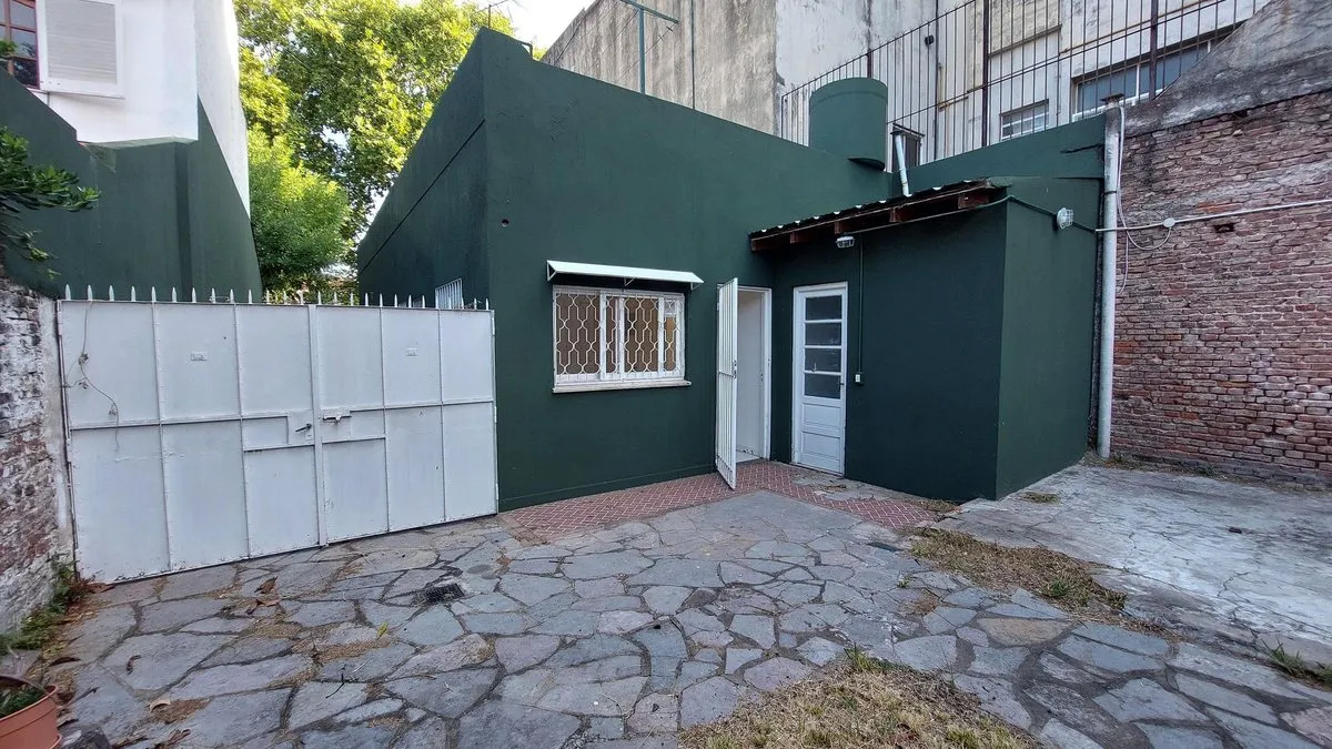Alquiler Casa Gran Lote Con Jardin - Florida
